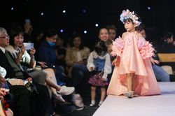 Hơn 100 mẫu nhí khoe tài trong đêm diễn Fashion Junction - Giao lộ thời trang