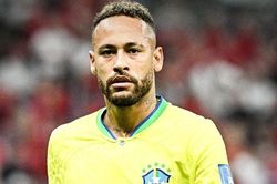 HLV Tite thông báo thời điểm Neymar trở lại thi đấu