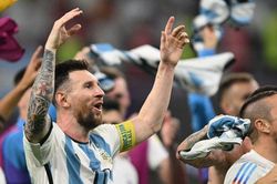 Điểm nhấn Argentina 2–1 Úc: Vẫn là thiên tài Messi