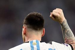 Highlights Argentina 2-1 Australia: Thiên tài Messi tiễn Kangaroo về nước