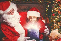 Cha mẹ gen Z không muốn con cái tin vào ông già Noel