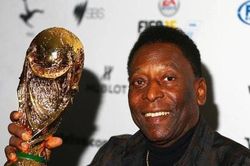 Bị đồn chuyển đến khu chăm sóc cuối đời, 'Vua bóng đá' Pele lên tiếng