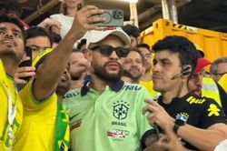 Nhân viên chạy bàn được trả tiền để đóng giả Neymar gây sốt tại World Cup 2022