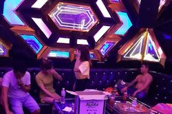 Quảng Nam liên tiếp phát hiện nhiều nam nữ 'bay lắc' trong quán karaoke