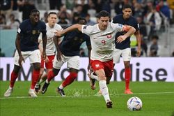 Kỹ thuật sút penalty đặc biệt của Lewandowski