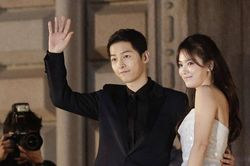 Song Hye Kyo tuyên bố không muốn nhớ đến Song Joong Ki?