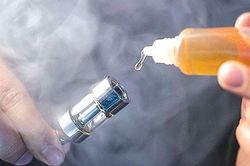 Bé 5 tuổi co giật, hôn mê sau khi uống nhầm dung dịch thuốc lá điện tử chứa ma túy