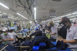 Giúp công nhân không mất việc: Mối ưu tiên hàng đầu!