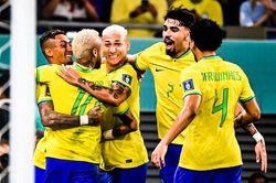 Highlights Brazil 4-1 Hàn Quốc