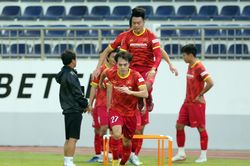Tuyển Việt Nam: Gạt ưu tư, toàn tâm chinh phục AFF Cup 2022