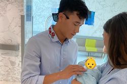 Vợ Tây chia sẻ khoảnh khắc Bùi Tiến Dũng chăm con từ A đến Z, đúng nàng WAGs số hưởng