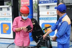 Tiếp tục giảm thuế bảo vệ môi trường đối với xăng dầu
