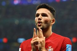 Đến lúc Goncalo Ramos thay Ronaldo