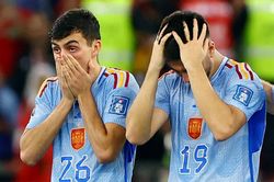 Marca: 'Tây Ban Nha tập 26.000 quả phạt đền mà vẫn thua'