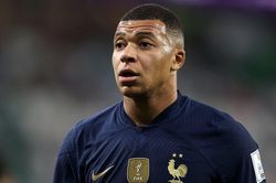 Tin nóng bóng đá tối 7/12: Cập nhật tình trạng của Mbappe