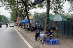Môi giới nhà đất bỏ nghề, lo không thưởng Tết