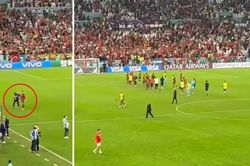 Ronaldo lại gây tranh cãi khi bỏ vào đường hầm trước đồng đội