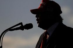 Công ty của ông Trump đối mặt khoản tiền phạt hàng tỷ USD