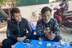 Thu gom tài khoản ngân hàng để mua bán kiếm lời