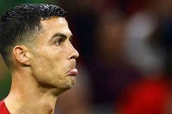 Ten Hag không muốn nói thêm lời nào về Ronaldo