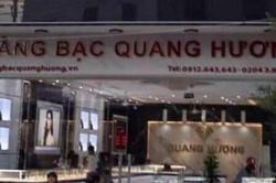 Cướp tiệm vàng, xịt hơi cay chống trả khi bị truy đuổi