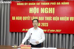 Xây dựng lực lượng vũ trang thành phố vững mạnh toàn diện 'mẫu mực, tiêu biểu'