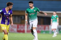 CLB Nam Định mua cựu tiền vệ U16 Barca, Thanh Hóa có HLV ngoại