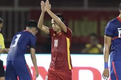Văn Quyết: 'Tôi luôn tôn trọng ý đồ của HLV Park Hang Seo'