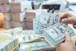 NHNN tiếp tục giảm giá bán USD và bơm tiền kỳ hạn dài, tỷ giá giảm mạnh
