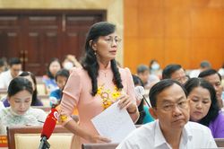 Đại biểu HĐND TP.HCM: Công việc nhiều, cán bộ không còn sự sáng tạo