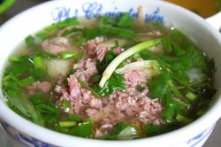 Độc đáo nghề nấu phở ở Nam Định