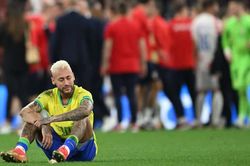 Neymar cân nhắc từ giã đội tuyển Brazil