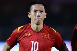 Văn Quyết chia sẻ cảm xúc khi trở thành 'anh cả tuyển Việt Nam'