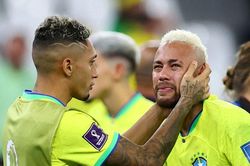 Vì sao Neymar không đá phạt đền cho Brazil ở trận thua Croatia?