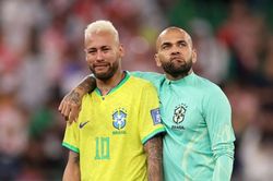 Ronaldo, Neymar, Kane: Nước mắt tuôn rơi cho một giấc mơ xa vời