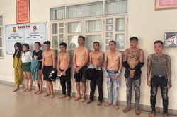 Băng cướp dùng súng khống chế, cướp tài sản người đi đường ở Đồng Nai