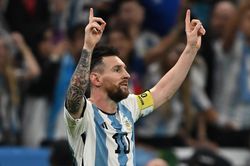 World Cup trên sân nhà: Nụ cười và nước mắt