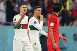 Cầu thủ Hàn Quốc tố Ronaldo 'xấu tính'
