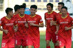 Tuyển Việt Nam tại AFF Cup 2022: Khi thách thức là… chính mình