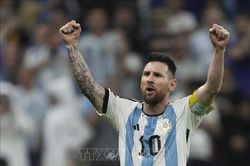 Ibrahimovic ủng hộ Messi cùng đội tuyển Argentina vô địch