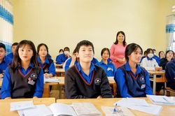 Ngôi trường vùng Loan vượt khó đạt nhiều thành tích