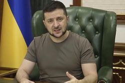 Thông điệp từ ba cuộc điện đàm trong một ngày của Tổng thống Ukraine