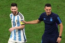 HLV trưởng Argentina khen Messi-cầu thủ vĩ đại nhất lịch sử bóng đá thế giới