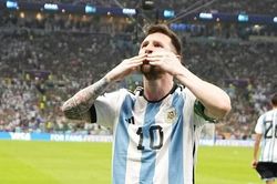 Vào chung kết, Messi 'biết ơn' thất bại trước Saudi Arabia