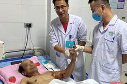 Thêm 1 trường hợp bệnh nhân bị đứt lìa cánh tay được nối thành công
