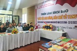 Trưng bày hơn 600 sách, tài liệu về cách mạng