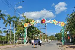 Đạ Tẻh: Ra quân chỉnh trang đô thị và vệ sinh môi trường