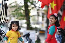 Hà Nội cho học sinh nghỉ Tết Nguyên đán 8 ngày