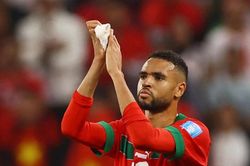 'Người hùng' Ma rốc tạo kỷ lục buồn ở World Cup