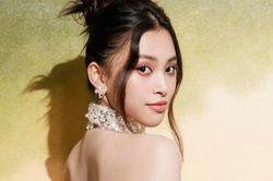 Hoa hậu Tiểu Vy kiêu sa, lộng lẫy với đầm dạ hội